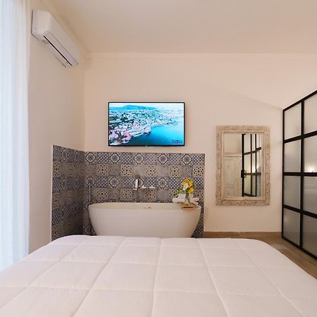 נאפולי Suite Apartment Casa Lu מראה חיצוני תמונה