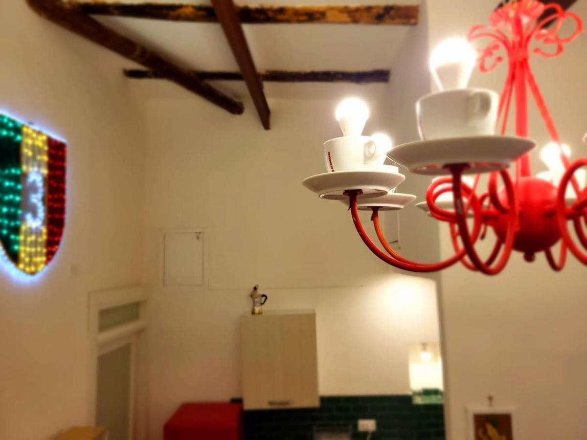 נאפולי Suite Apartment Casa Lu מראה חיצוני תמונה